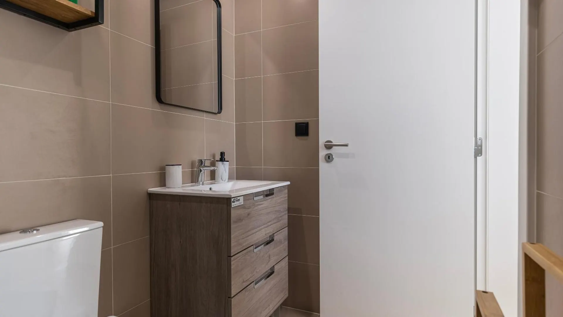 Apartment Amazing 3Bdr Duplex In Lisbon By Lovelystay